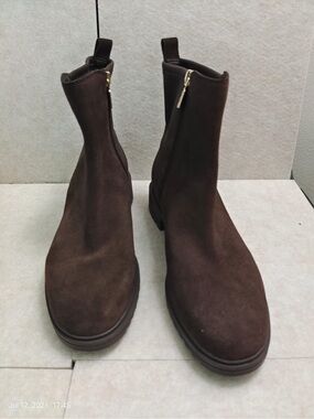 NWOB Blondo Cammie Waterproof Bootie Women’s Size 9.5 M Java Suede